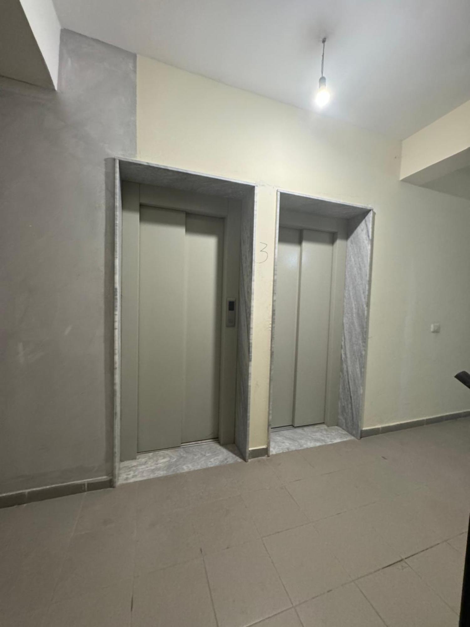 Brand New Apartament ดูร์เรส ภายนอก รูปภาพ